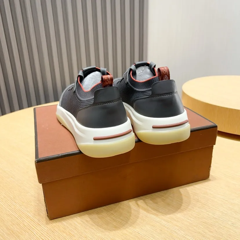 Men's men's shoes 💰P440💰[loro piana] The new moccasin shoes are popular all over the world, and the official website is selling like hotcakes. The upper is made of original fly weave with first-layer cowhide, and is matched with original rubber soles. It is a classic. The complex craftsmanship and meticulous structure make the shoes light and soft, allowing you to walk comfortably and freely. Perfect for summer wear. Yardage: 38-45. (45 is custom-made and cannot be returned or exchanged)